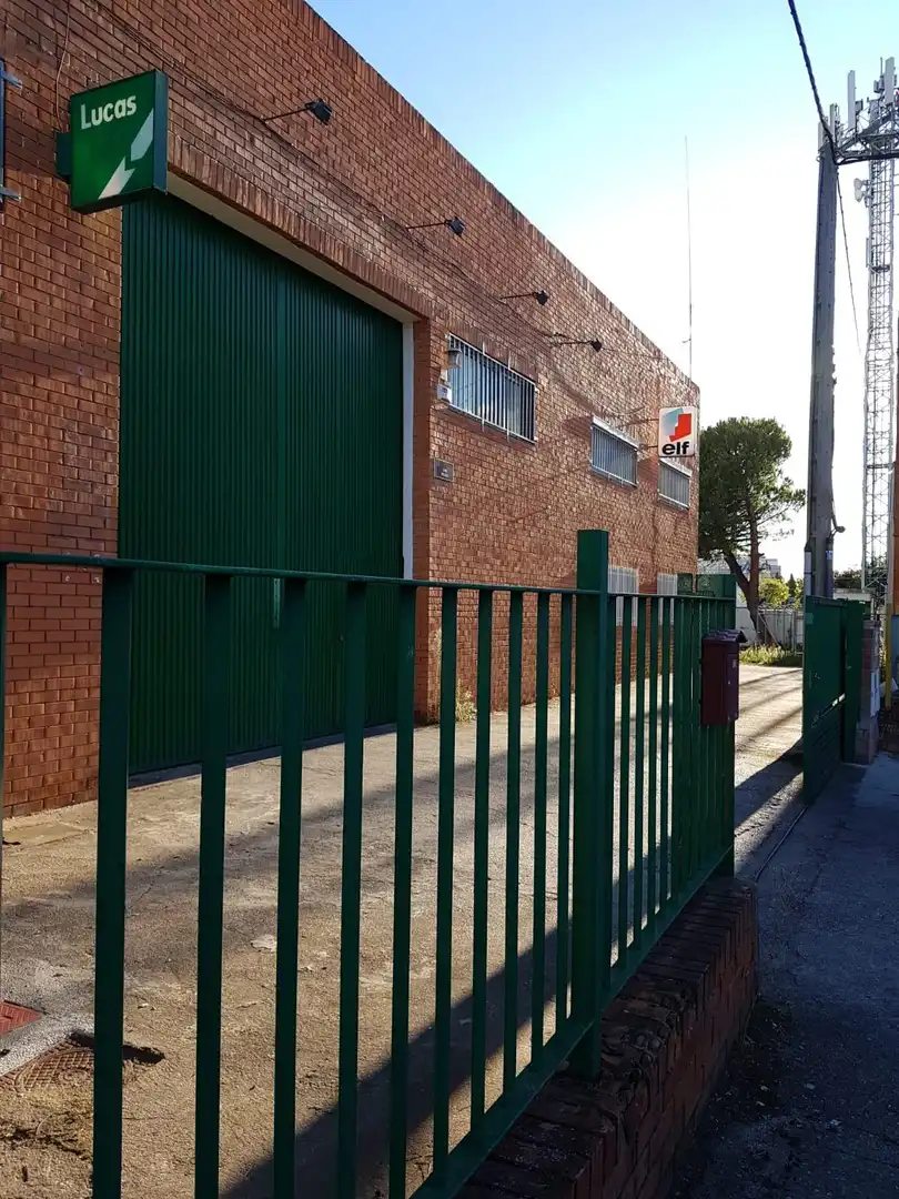 Exterior view of Industrial buildings for sale in Palencia