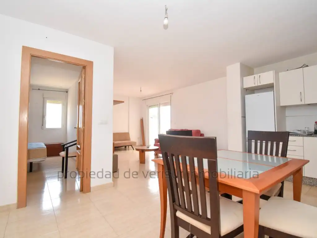 Apartamento con ascensor en alquiler en Calarreona