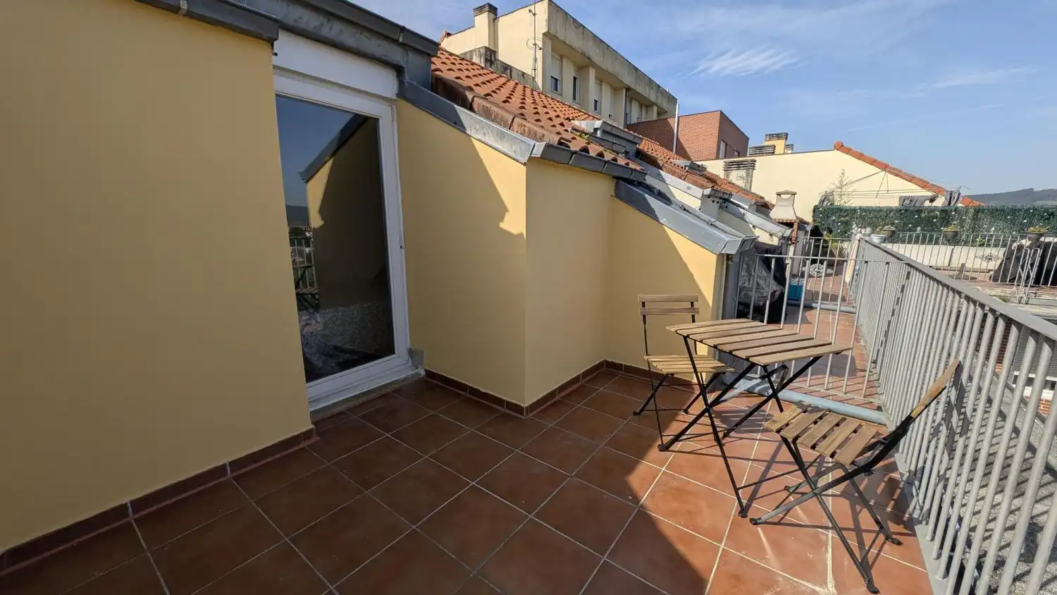 Terrassa de Pis de lloguer en Piélagos amb Calefacció, Terrassa i Moblat