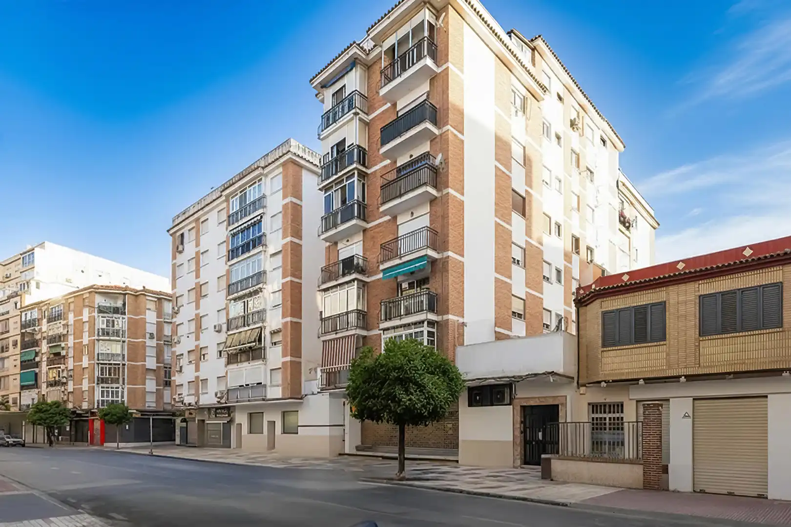 Außenansicht von Wohnung zum Verkauf in Málaga mit Klimaanlage, Heizung und Terrasse