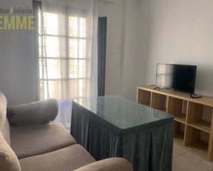 Sala d'estar de Apartament de lloguer en Ronda amb Moblat i Es permeten mascotes