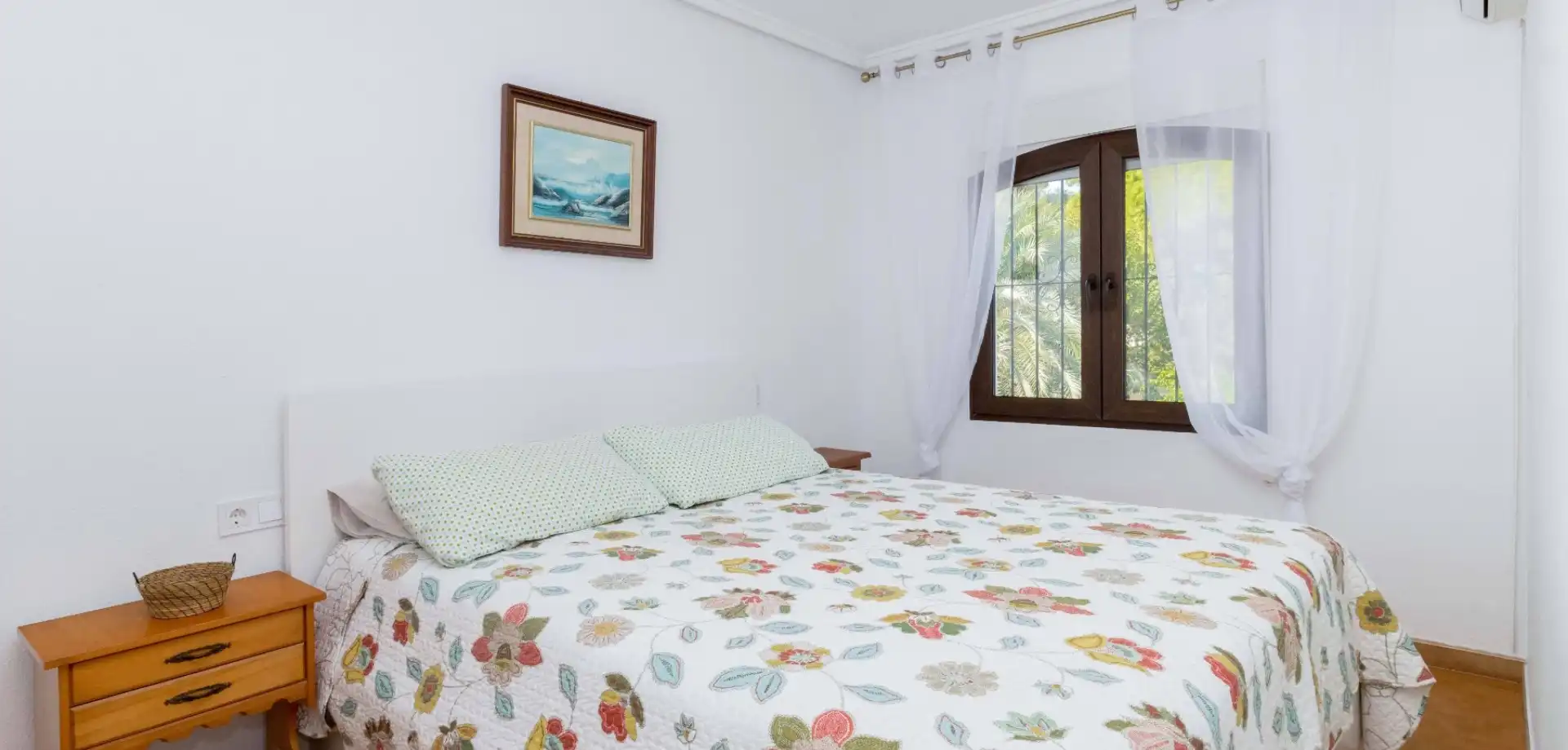 Dormitori de Casa o xalet en venda en Orihuela amb Aire condicionat, Terrassa i Moblat