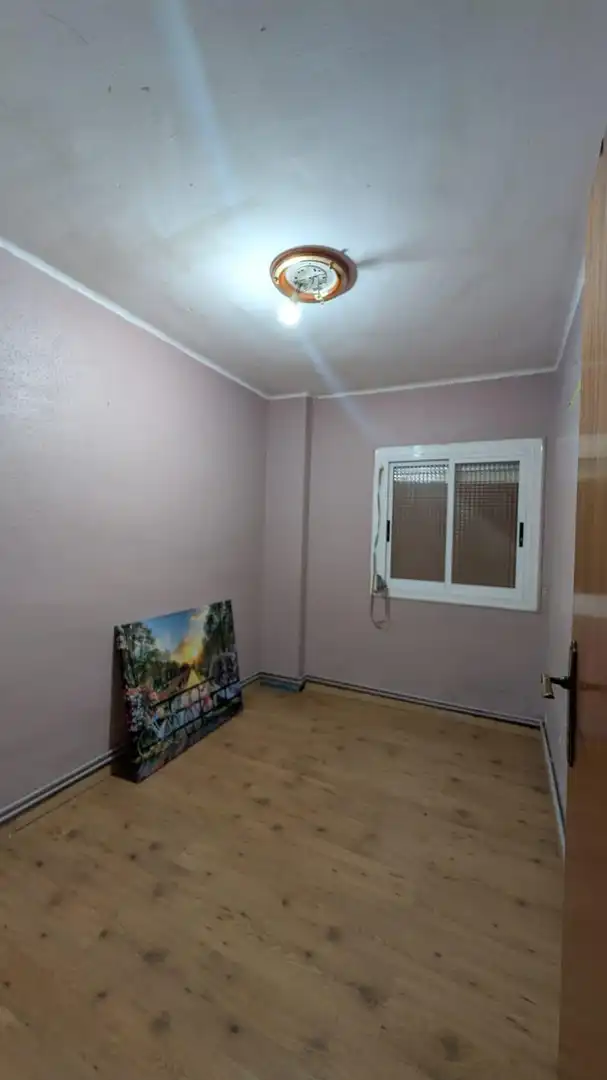 Dormitori de Pis en venda en Ripollet amb Calefacció, Parquet i Balcó