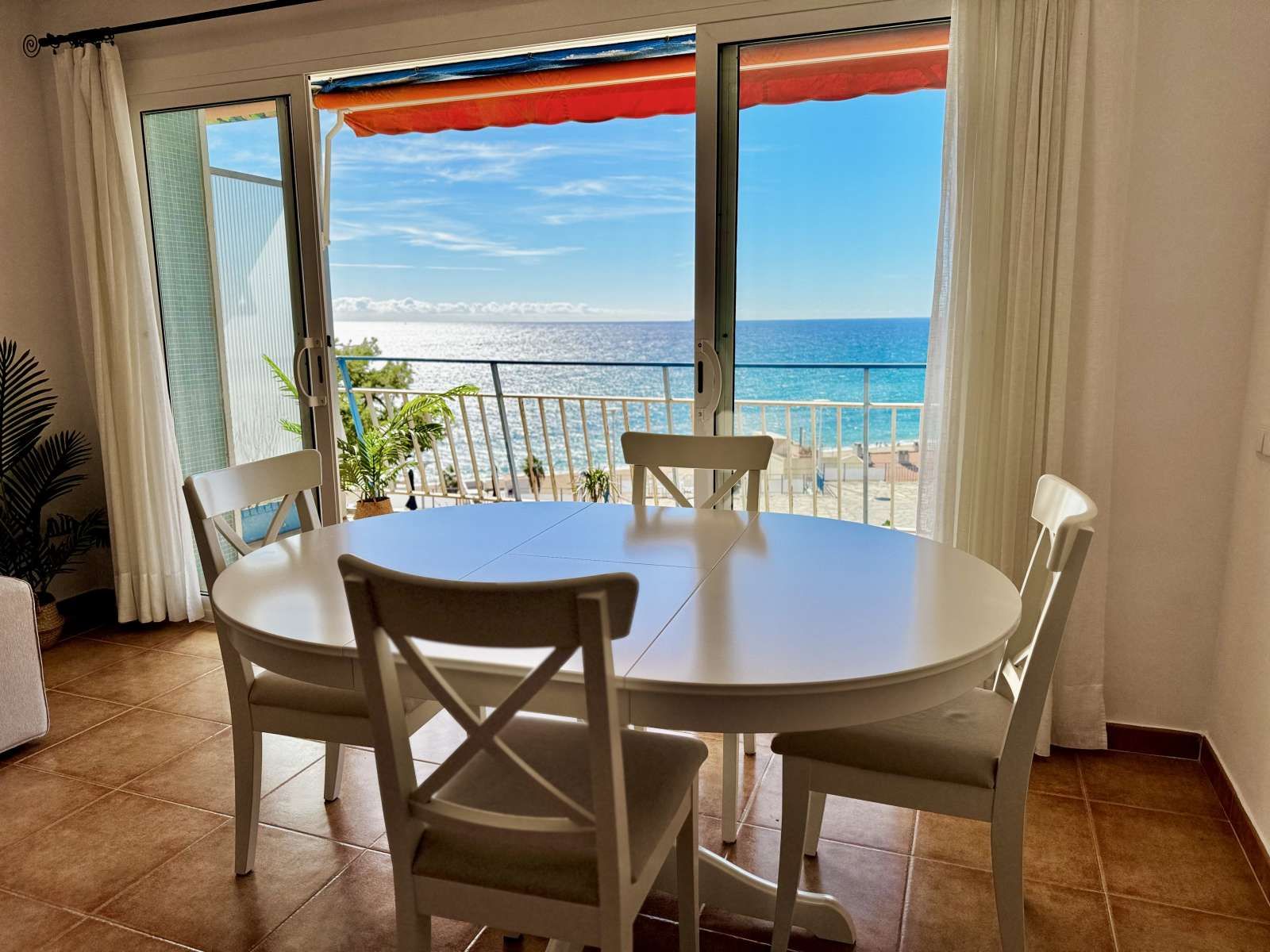 Dining room of Apartment to share in Canet de Mar  with Air Conditioner, Heating and Terrace
