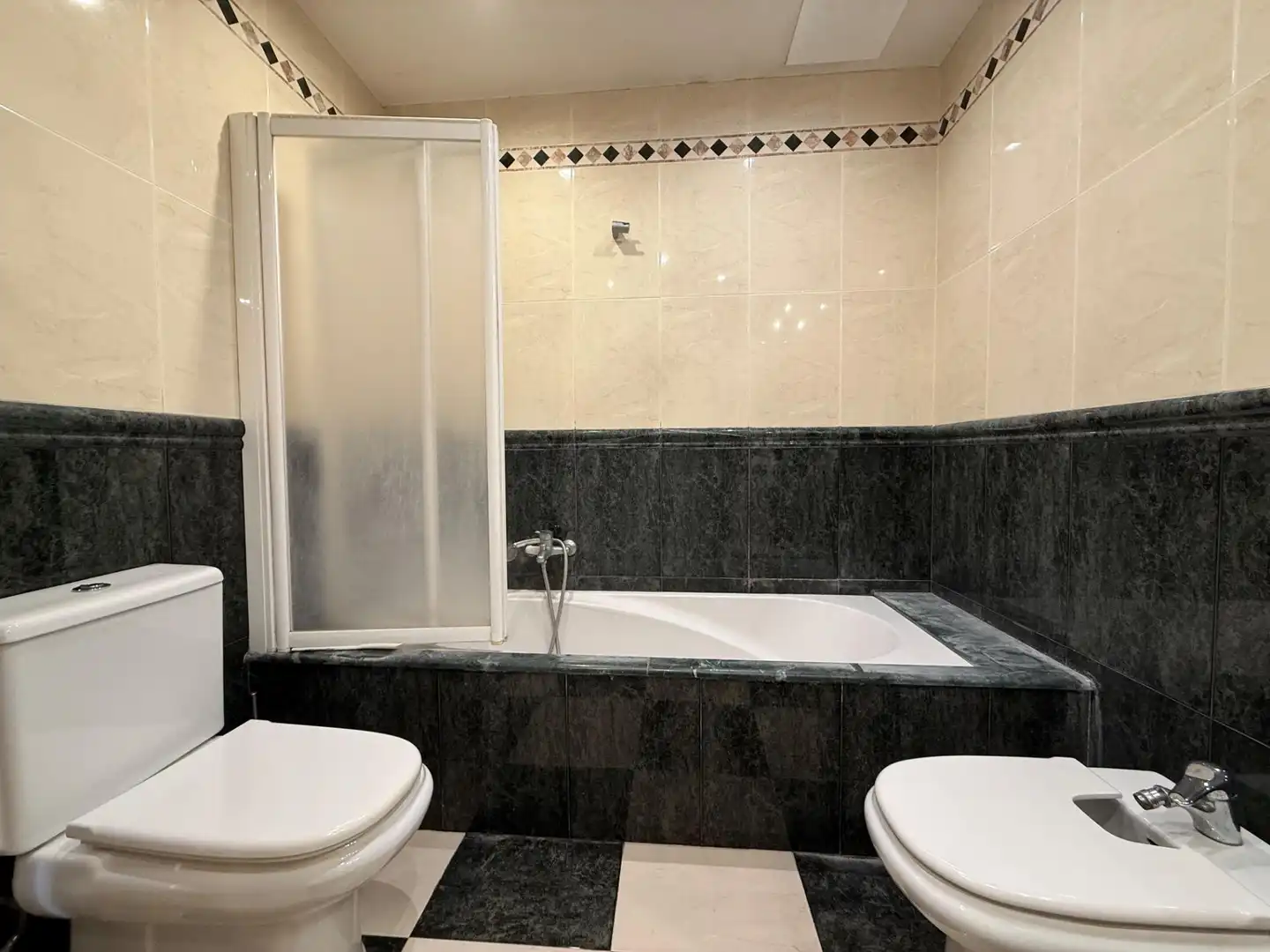 Baño de Casa o chalet en venta en Sant Jaume d'Enveja con Aire acondicionado, Calefacción y Terraza
