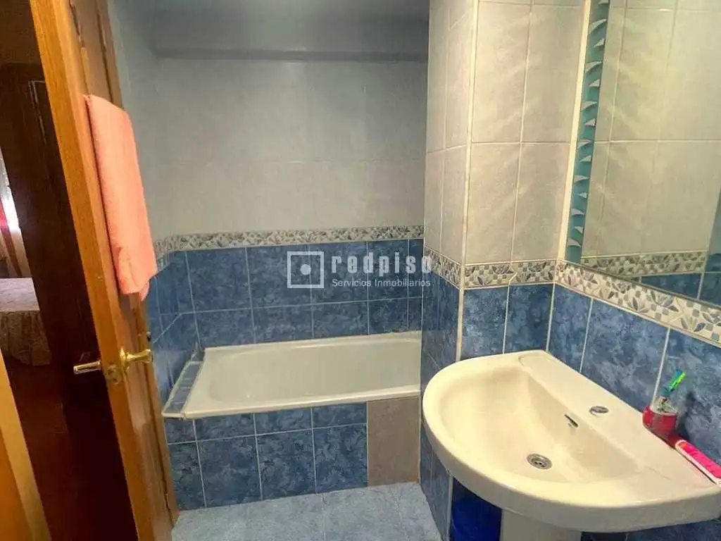 Baño de Piso en venta en Alcalá de Henares con Calefacción y Terraza