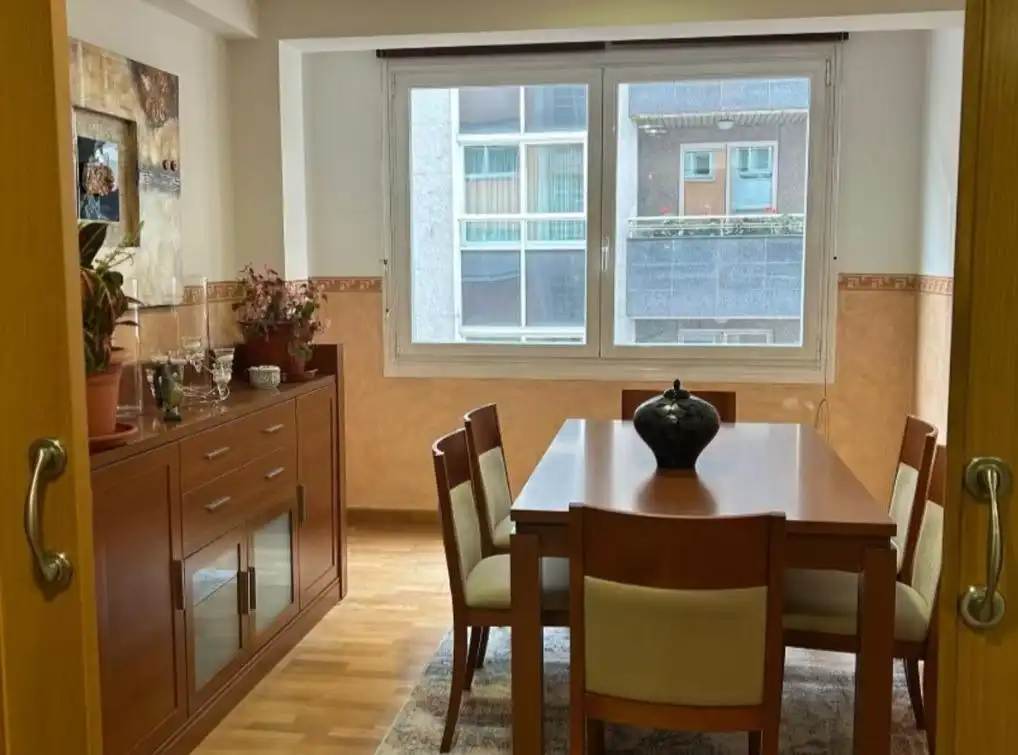 Comedor de Piso en venta en Ourense Capital  con Calefacción, Amueblado y Balcón
