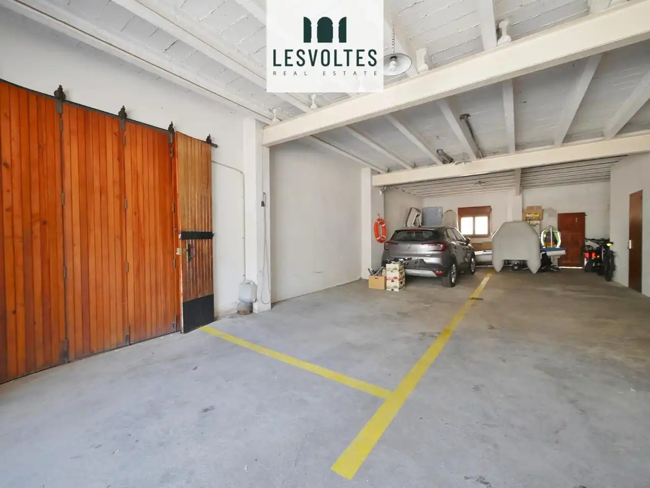 Parking de Piso de alquiler en Palafrugell con Calefacción, Terraza y Amueblado