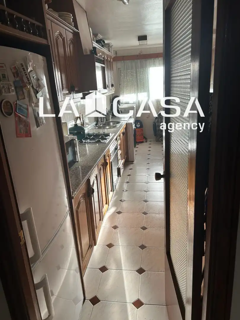 Cuina de Pis en venda en Algeciras amb Balcó