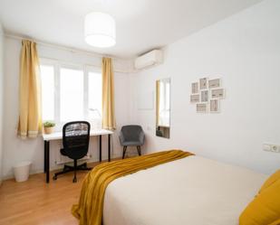 Dormitori de Apartament per a compartir en Málaga Capital amb Aire condicionat, Calefacció i Forn