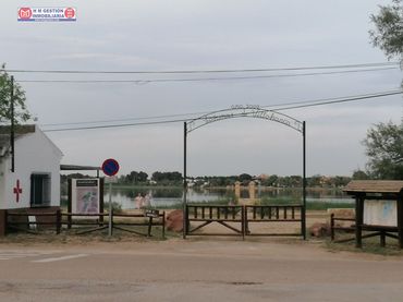 Local comercial en venda a Villafranca de los Caballeros
