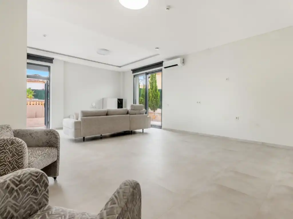 Living room of Houses for sale in El Campello  with Air Conditioner, Swimming Pool and Furnished