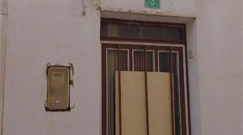 Foto 2 de Casa adosada en venda a Calle Zapaterías, 1, Landete, Cuenca