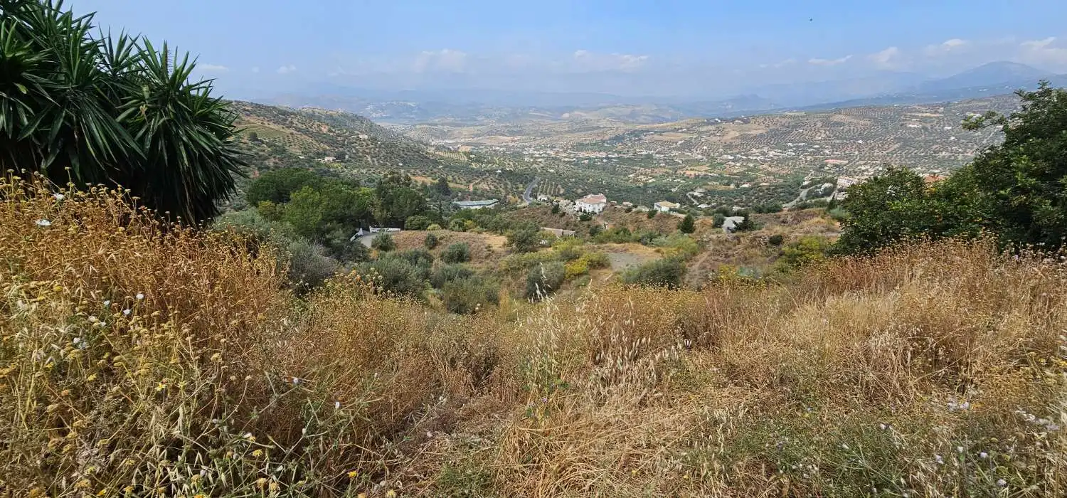 Residencial en venda en Alcaucín