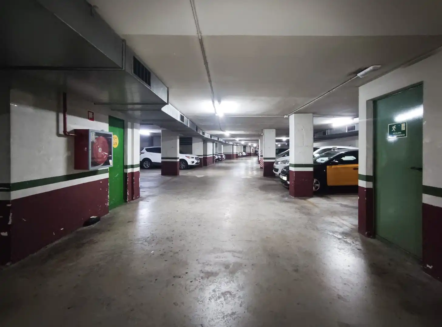 Parkplatz von Garage zum Verkauf in Sabadell