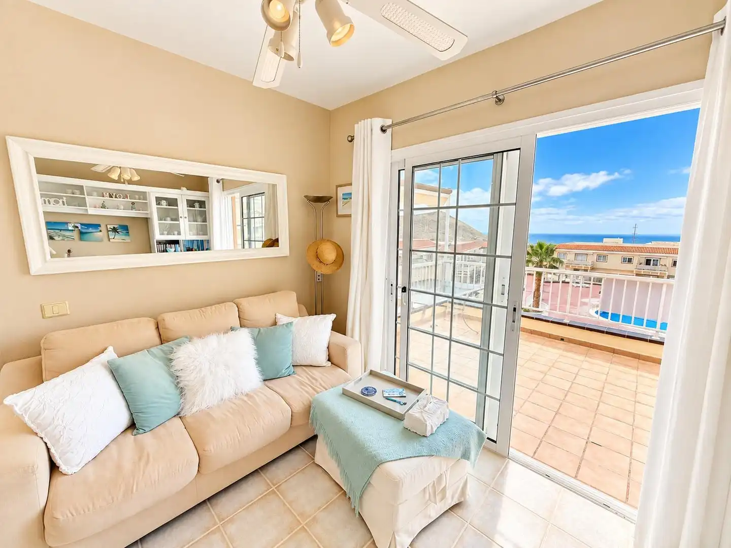 Sala de estar de Ático en venta en Chayofa