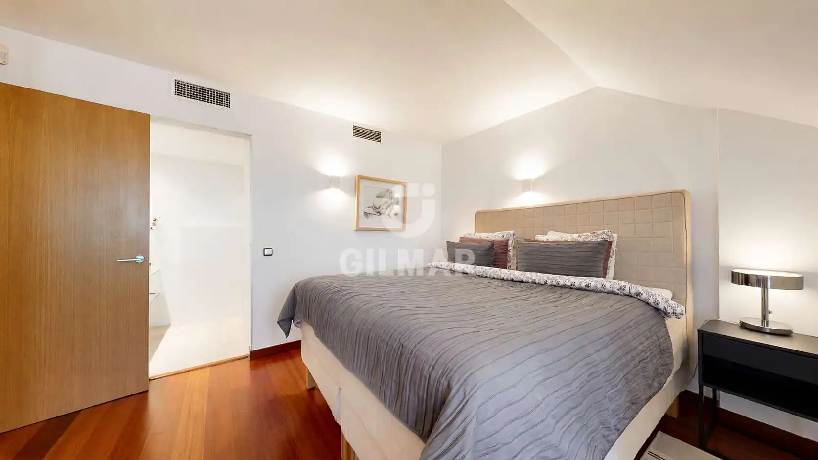 Habitación de Ático en venta en Benalmádena con Calefacción, Jardín privado y Trastero