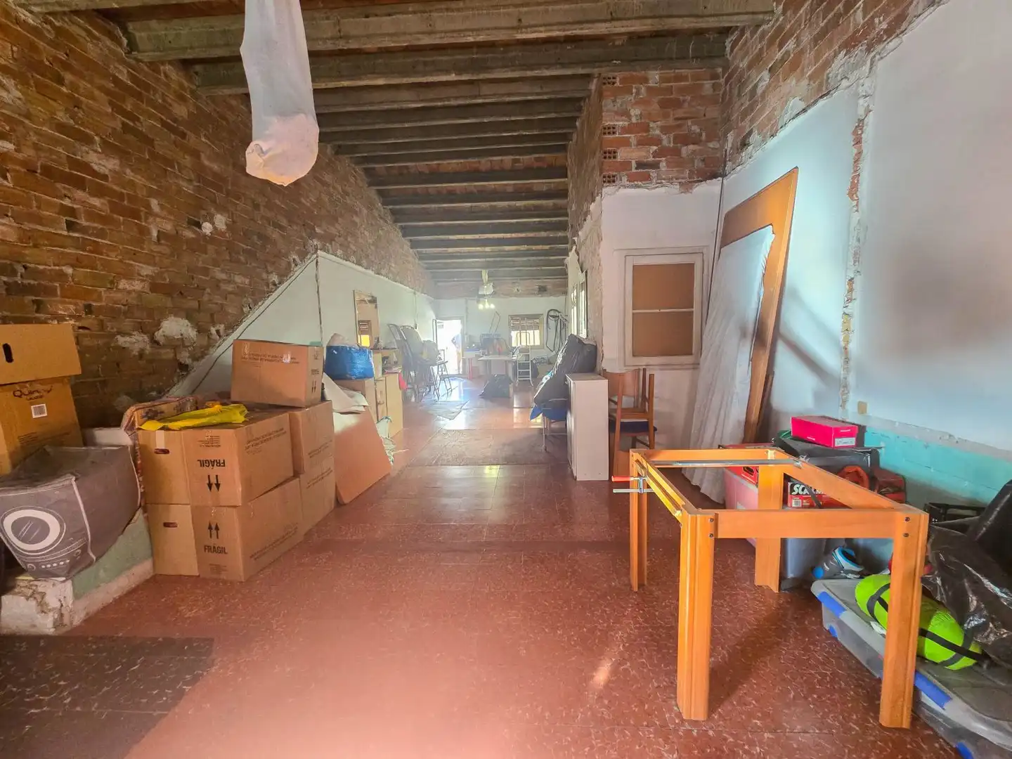 Casa adosada en venta en Ripollet con Calefacción, Trastero y Horno