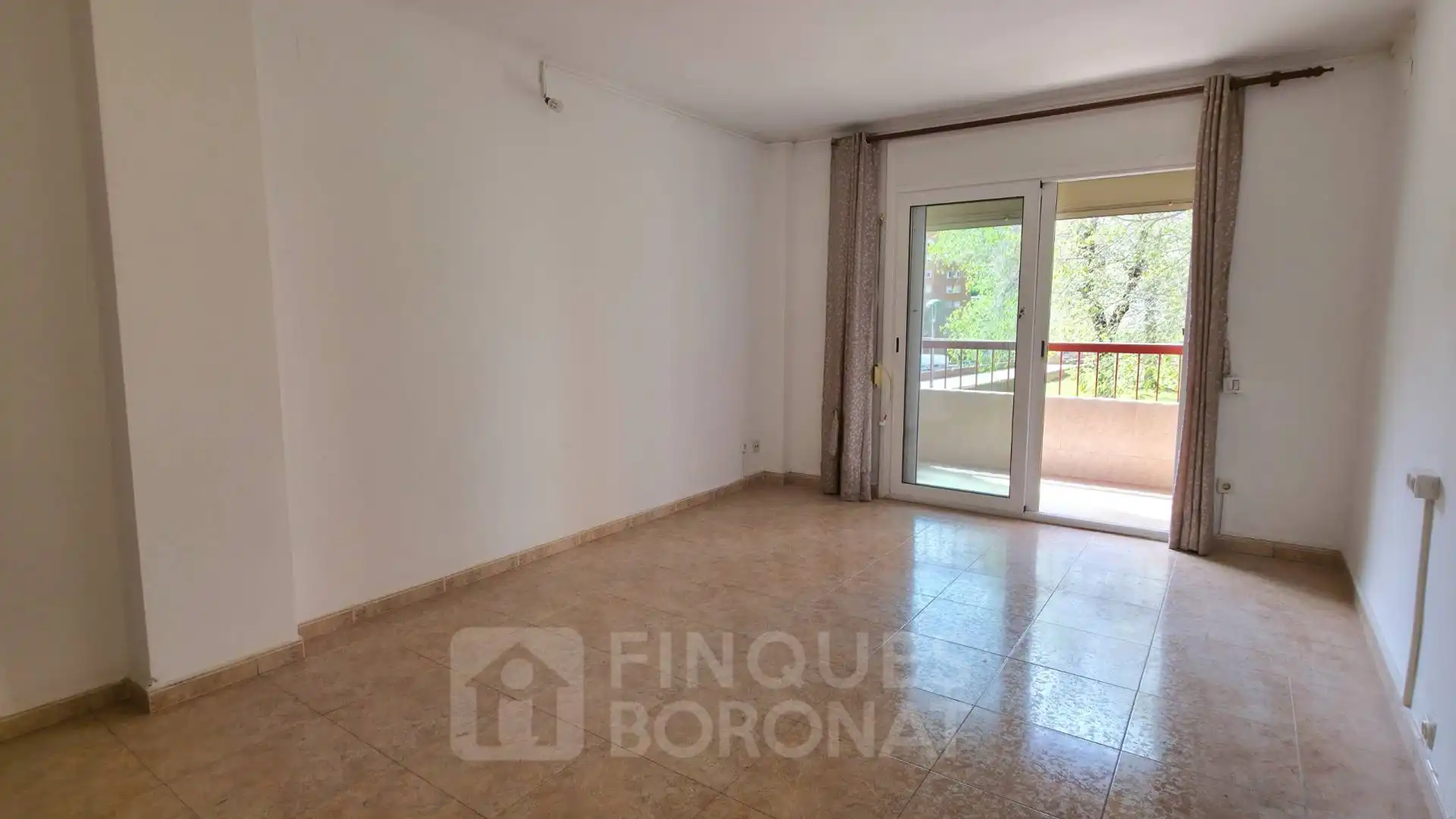 Sala d'estar de Pis en venda en Tarragona amb Aire condicionat i Balcó