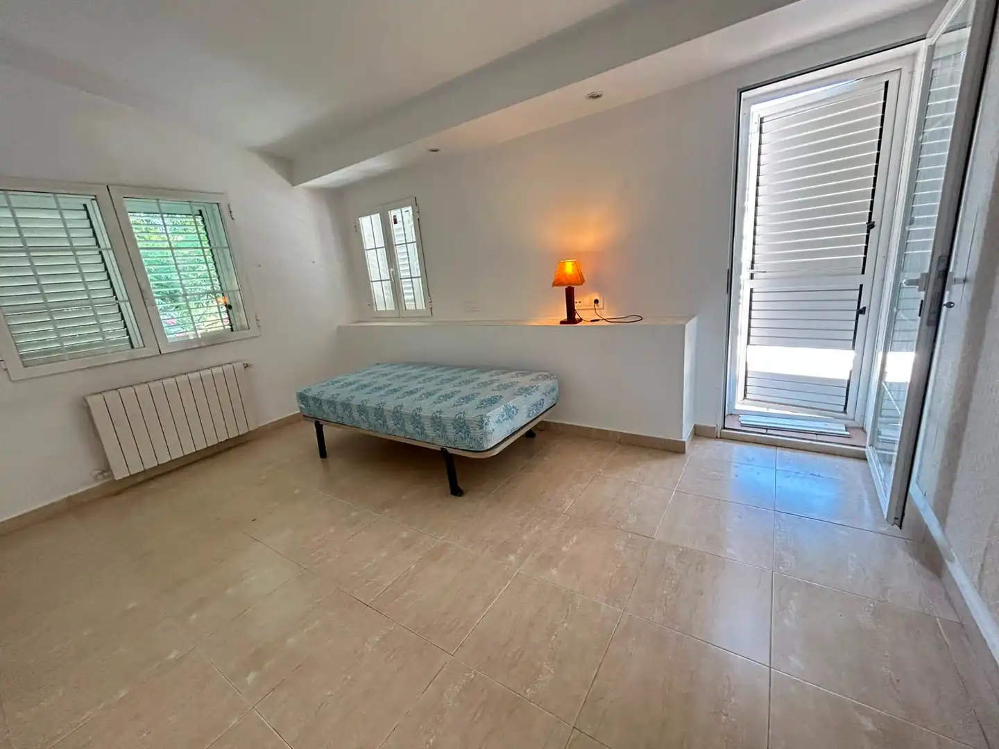 Dormitori de Casa o xalet en venda en Paterna amb Aire condicionat, Calefacció i Jardí privat