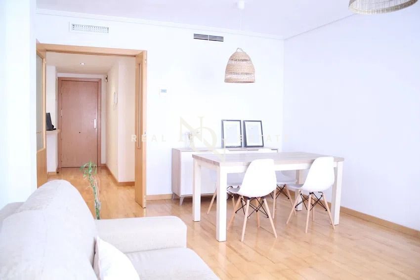 Sala d'estar de Pis de lloguer en Paterna amb Aire condicionat, Calefacció i Jardí privat