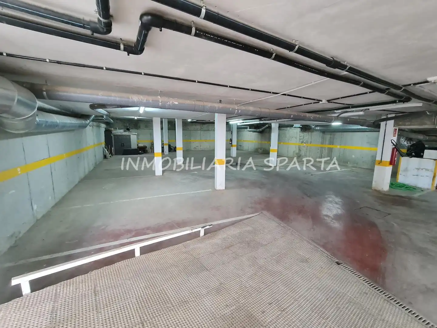 Parking de Garaje en venta en Sanlúcar la Mayor