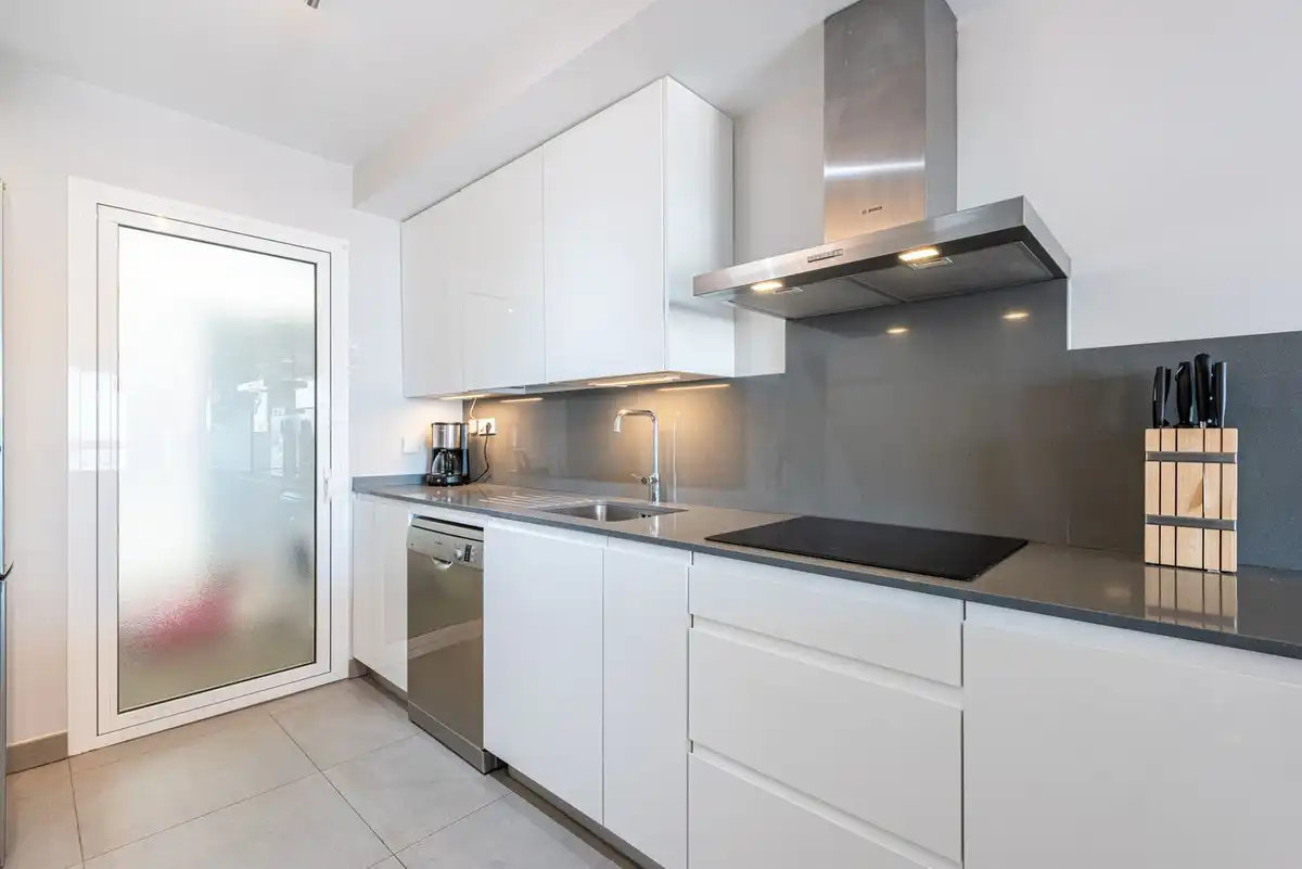 Cocina de Planta baja en venta en Fuengirola con Aire acondicionado, Calefacción y Terraza