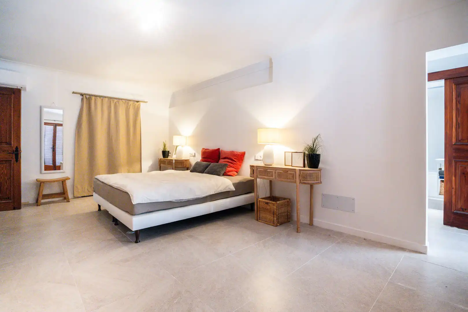 Houses for sale in Valldemossa  with Air Conditioner, Terrace and Furnished