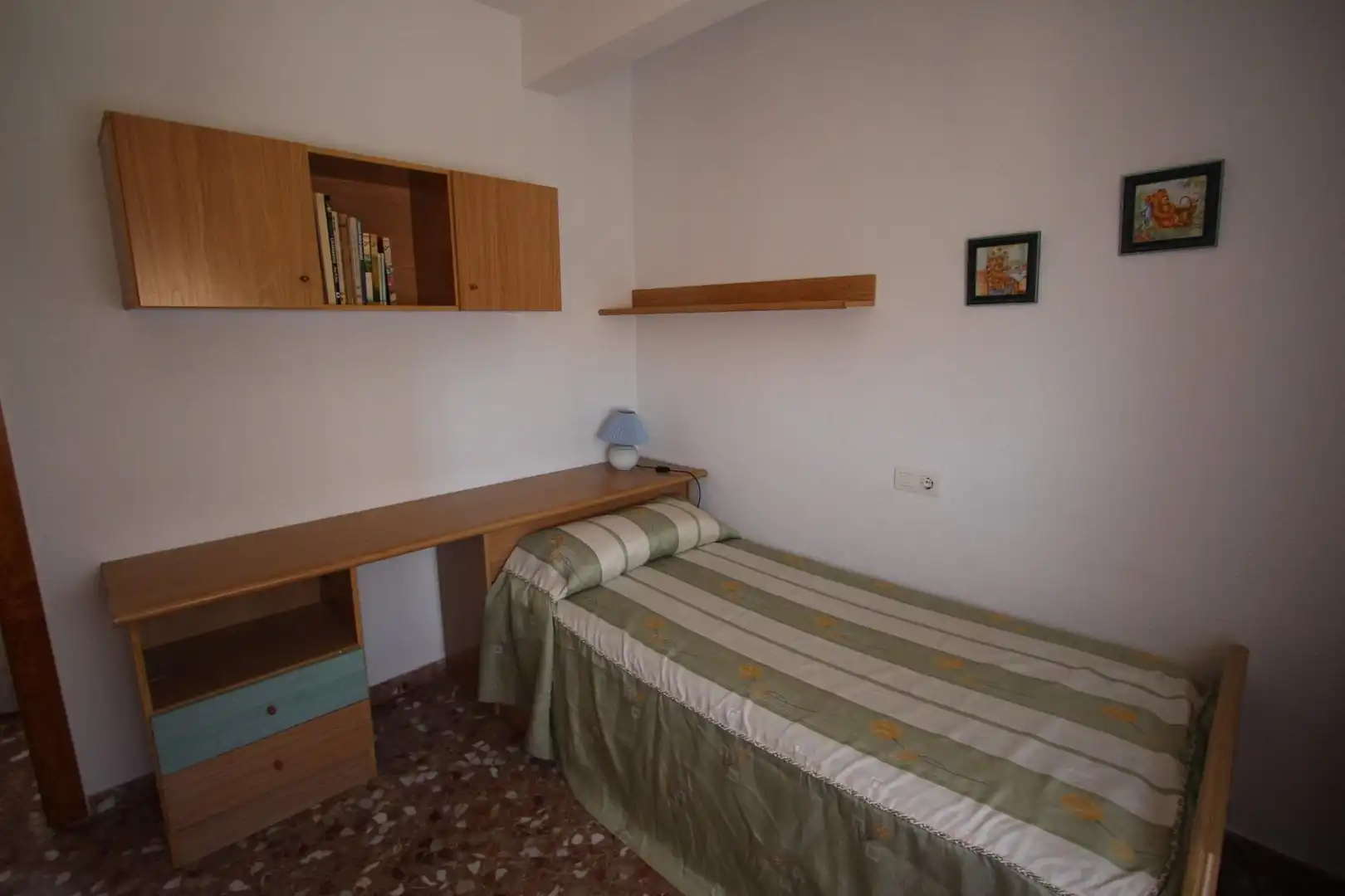 Habitación de Casa o chalet en venta en Guardamar del Segura con Jardín privado, Terraza y Piscina