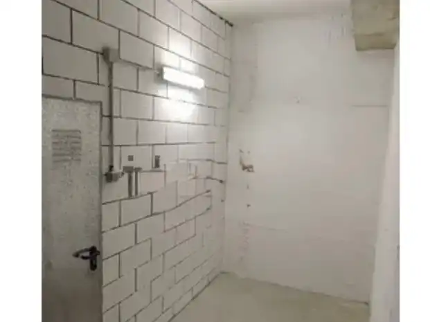 Badezimmer von Lagerraum zum Verkauf in Sabadell