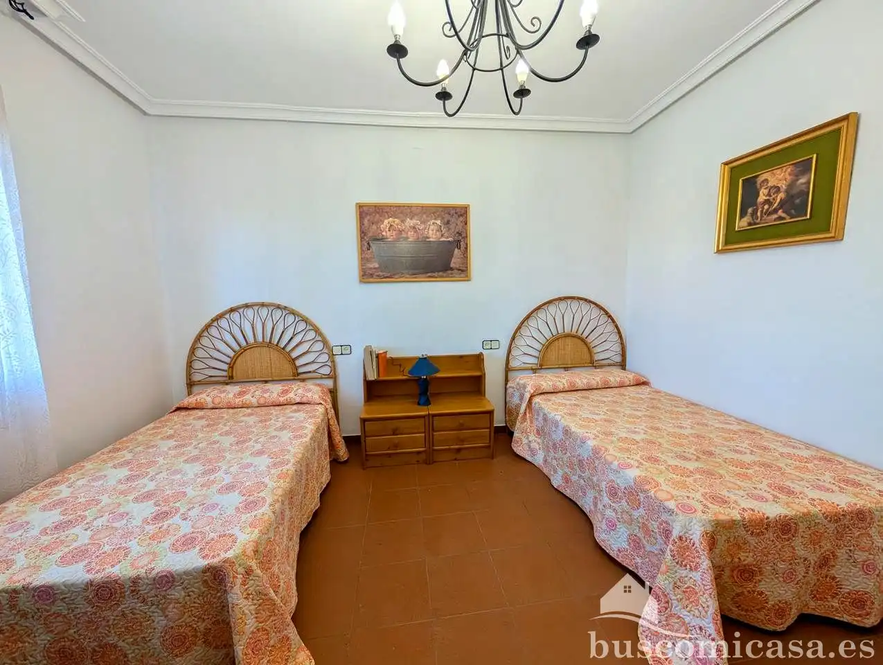 Habitación de Piso de alquiler en Linares con Aire acondicionado y Amueblado