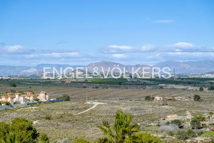 Finca rústica en venda en San Miguel de Salinas amb Aire condicionat, Calefacció i Jardí privat