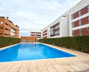 Piscina de Pis en venda en Mairena del Aljarafe amb Aire condicionat, Terrassa i Traster