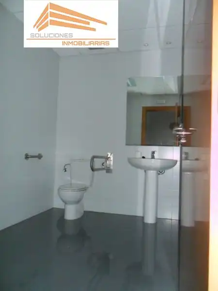 Baño de Local en venta en Valladolid