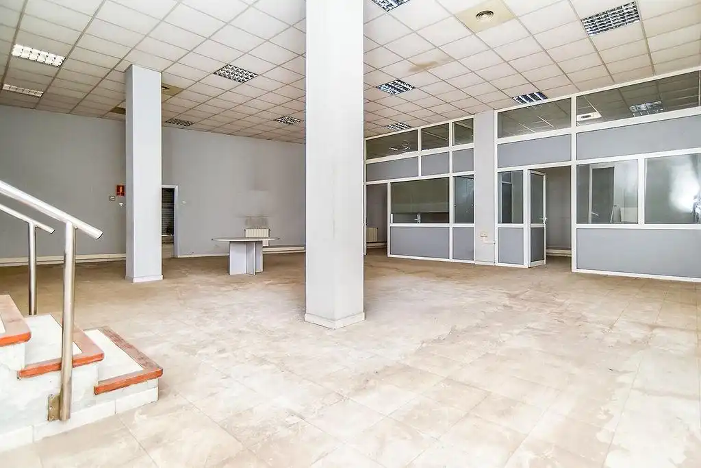 Local comercial en venda a Avenida CATALUNYA, imagen 7