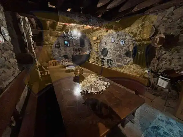 Casa adosada en venta en Sequeros con Terraza y Balcón