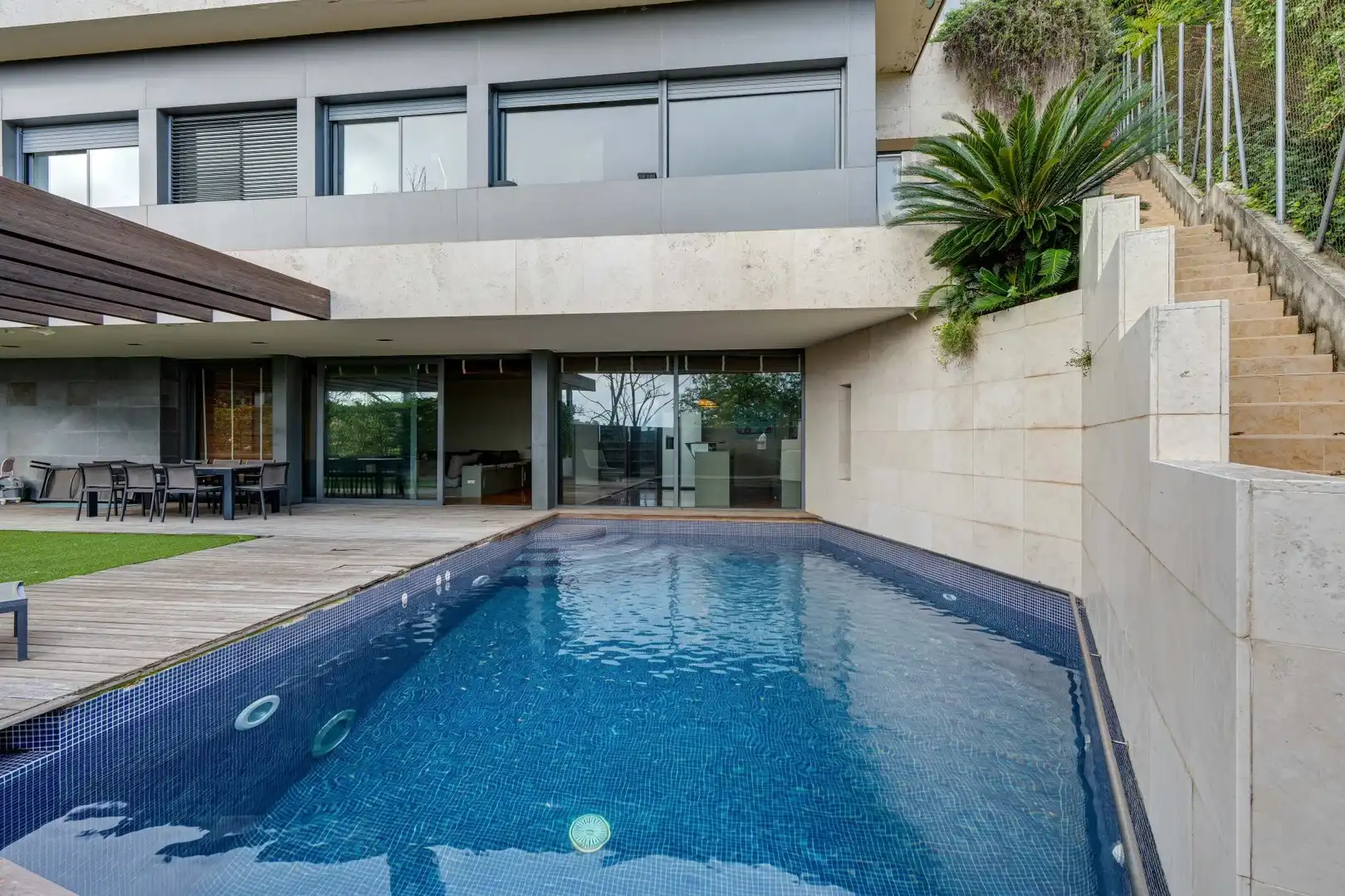 Casa amb piscina en venda a Sarrià - Sant Gervasi