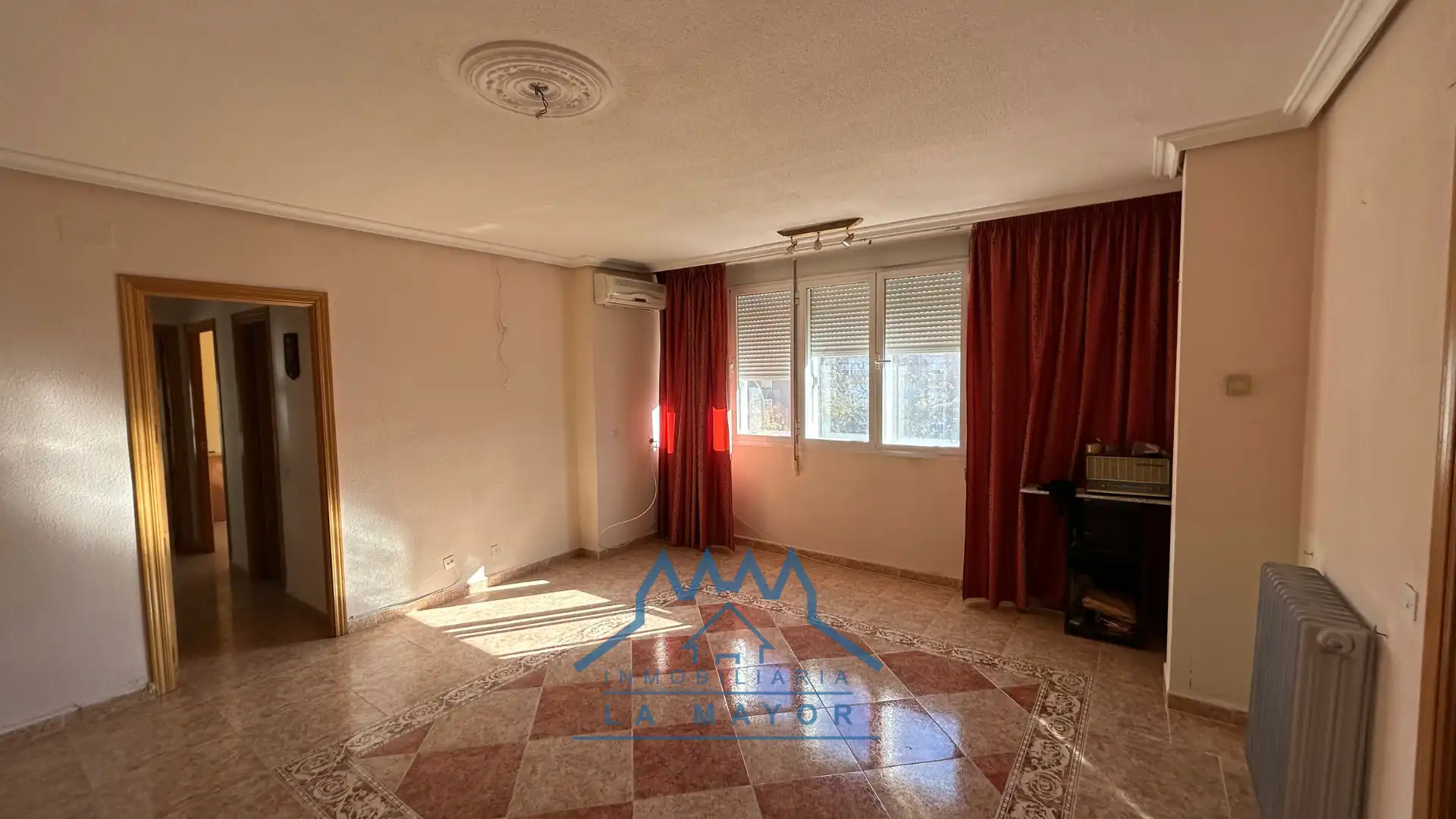 Sala d'estar de Pis en venda en Ciudad Real Capital amb Aire condicionat, Calefacció i Traster