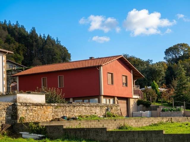 Casa-chalet en Venta en Barcenilla