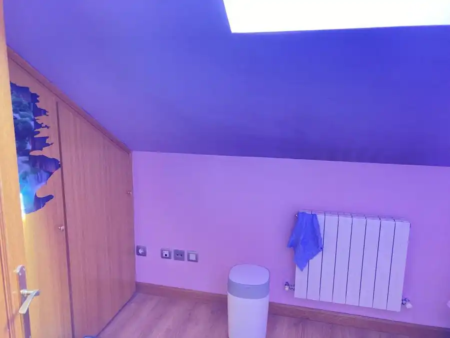 Habitación de Dúplex en venta en Villaquilambre con Calefacción, Trastero y Horno