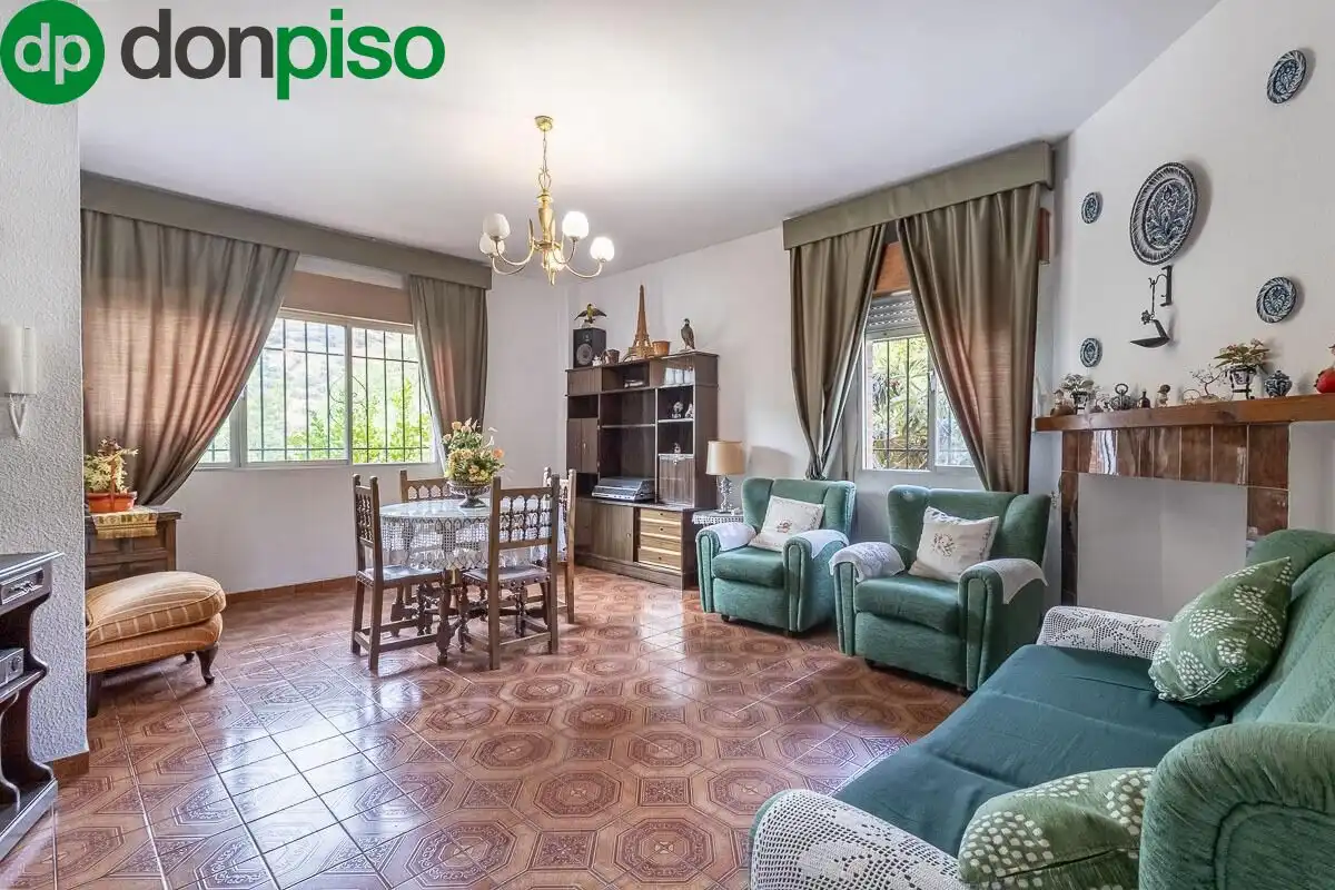 Houses for sale in Carretera de la Sierra, Lancha del Genil