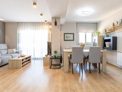 Living room of Attic for sale in Terrassa  with Air Conditioner, Heating and Parquet flooring
