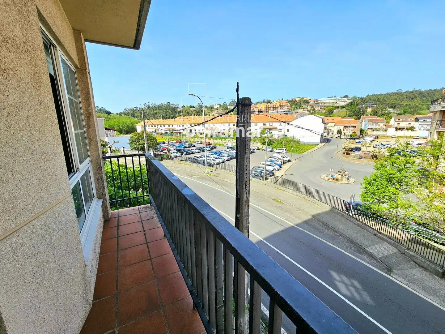 Vista exterior de Piso en venta en Ribeira con Calefacción, Terraza y Trastero