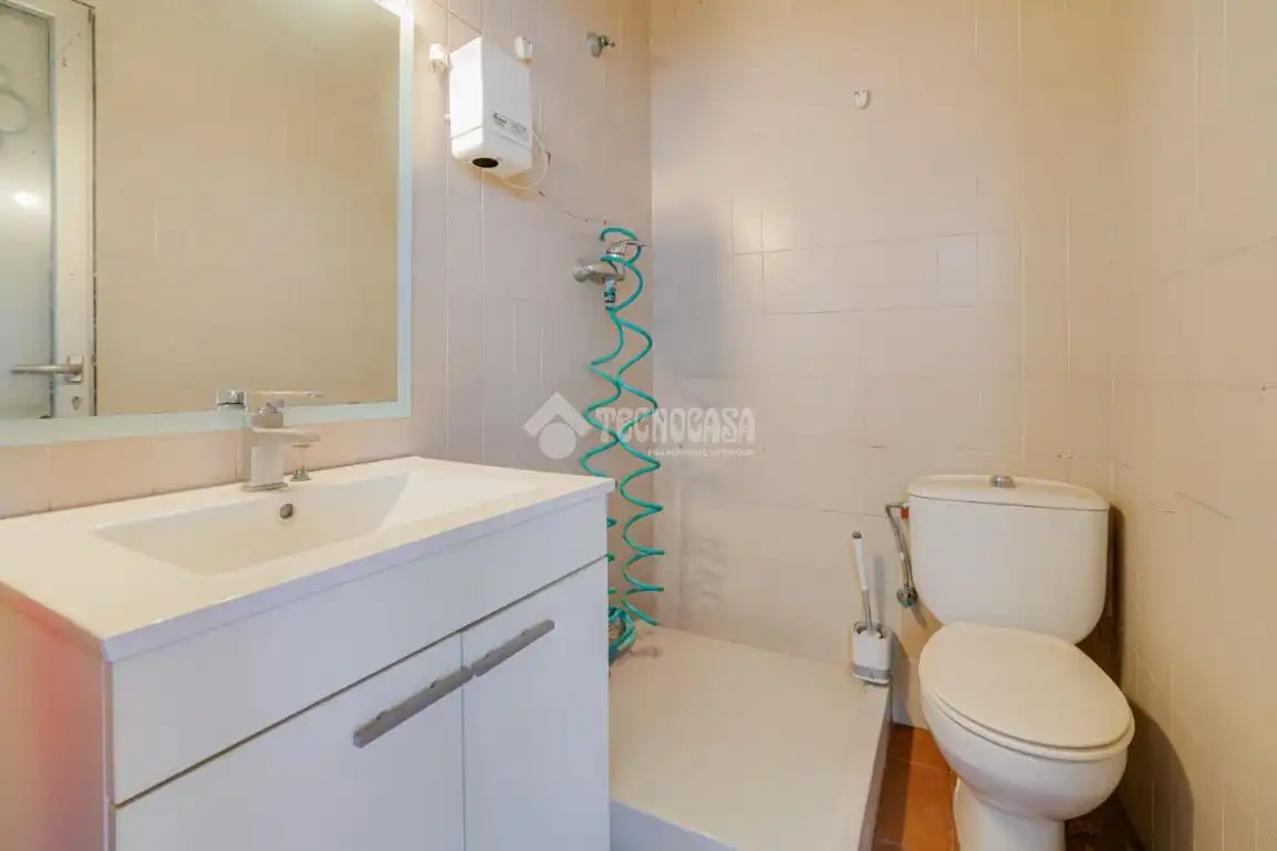 Casa aparellada amb terrassa en venda a Centre - Can Nadal, imagen 31