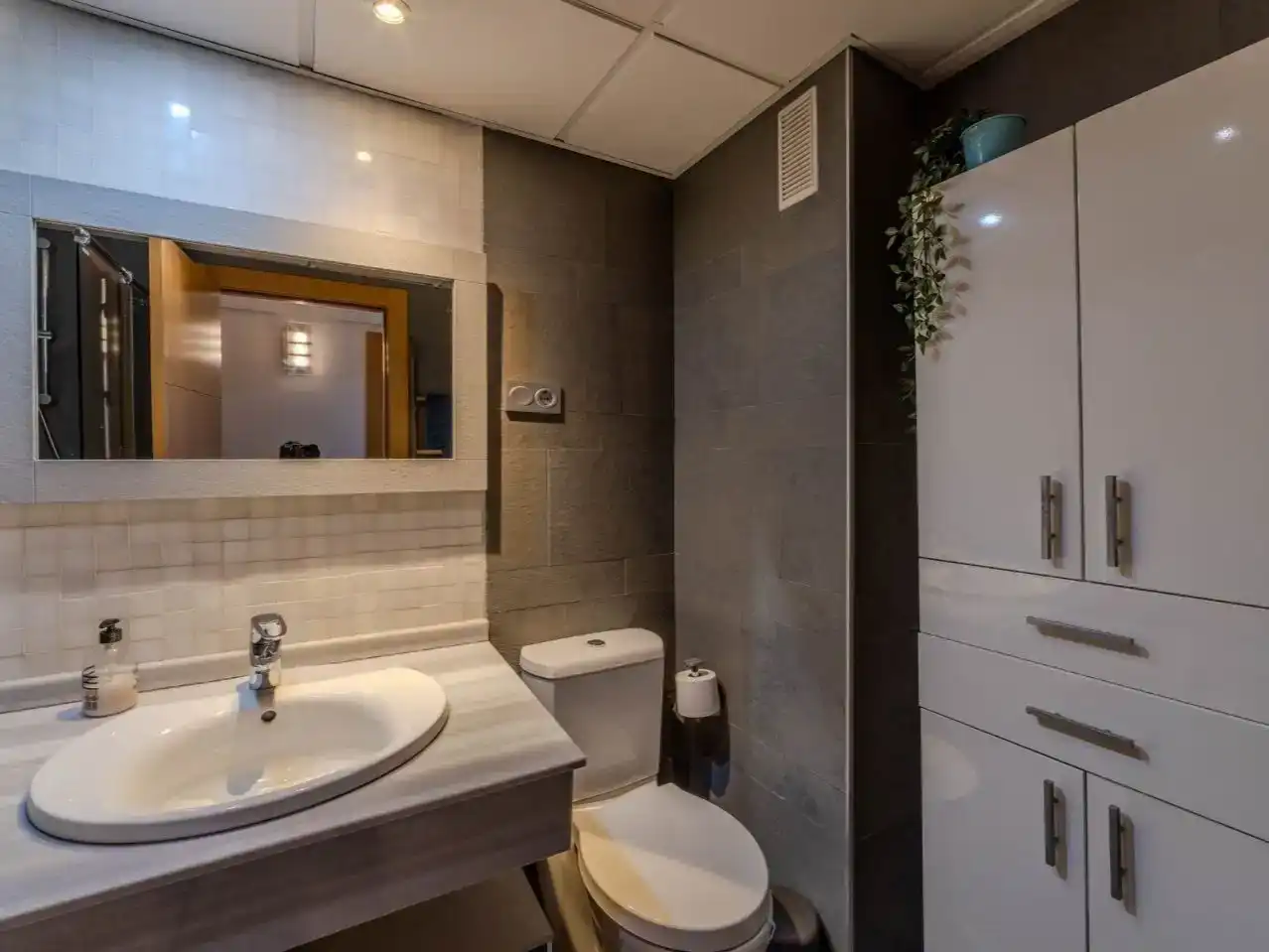 Bathroom of Flat for sale in Málaga Capital  with Air Conditioner