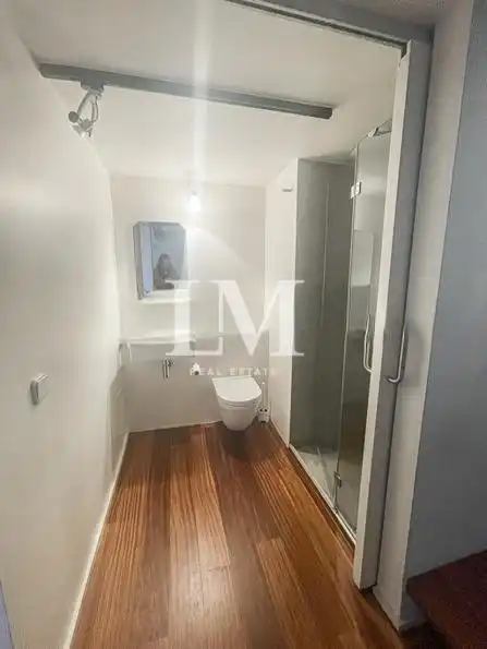 Badezimmer von Maisonette zur Miete in Barcelona mit Klimaanlage und Heizung