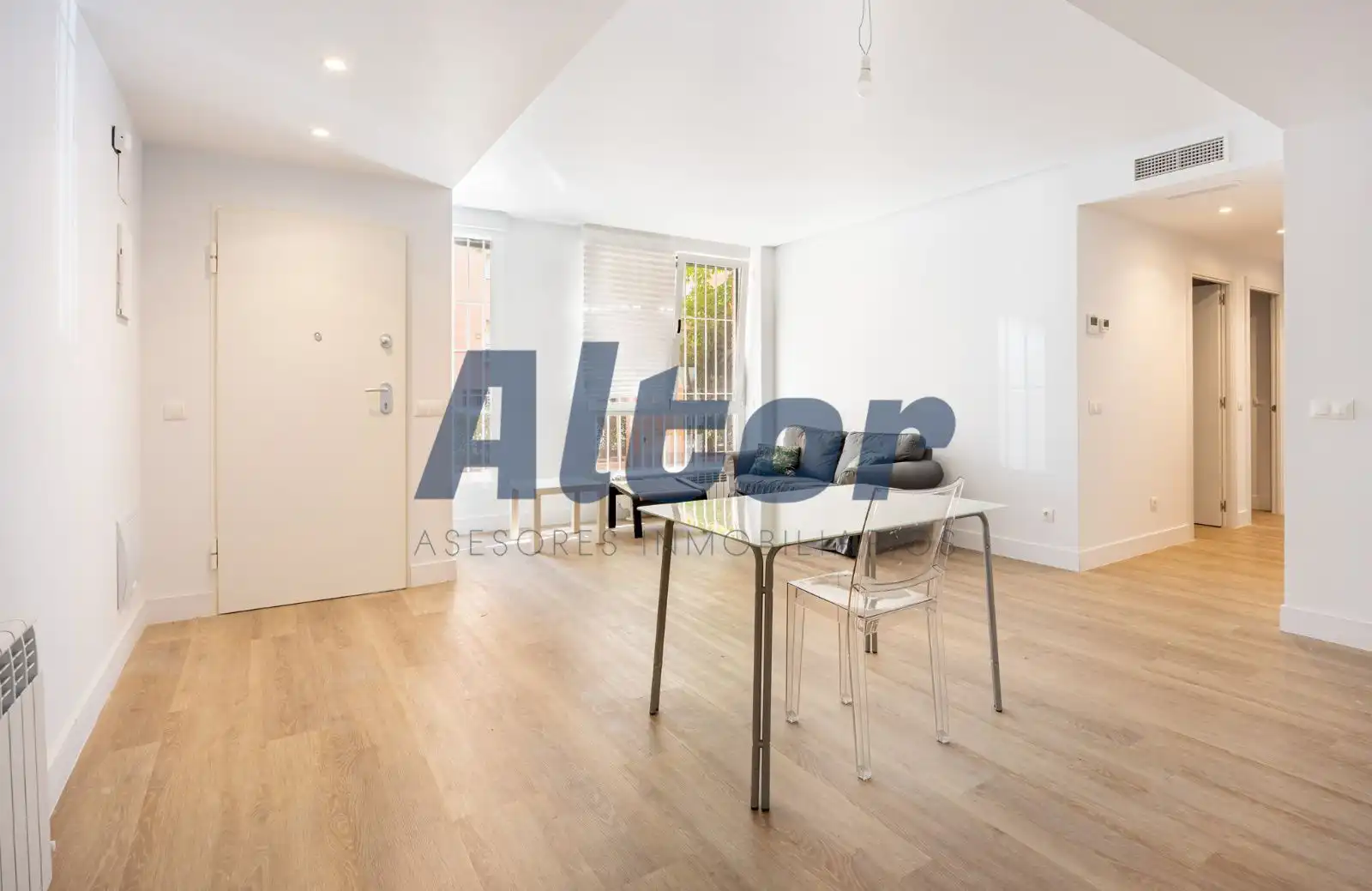Bedroom of Flat for sale in Madrid  with Air Conditioner and Heating