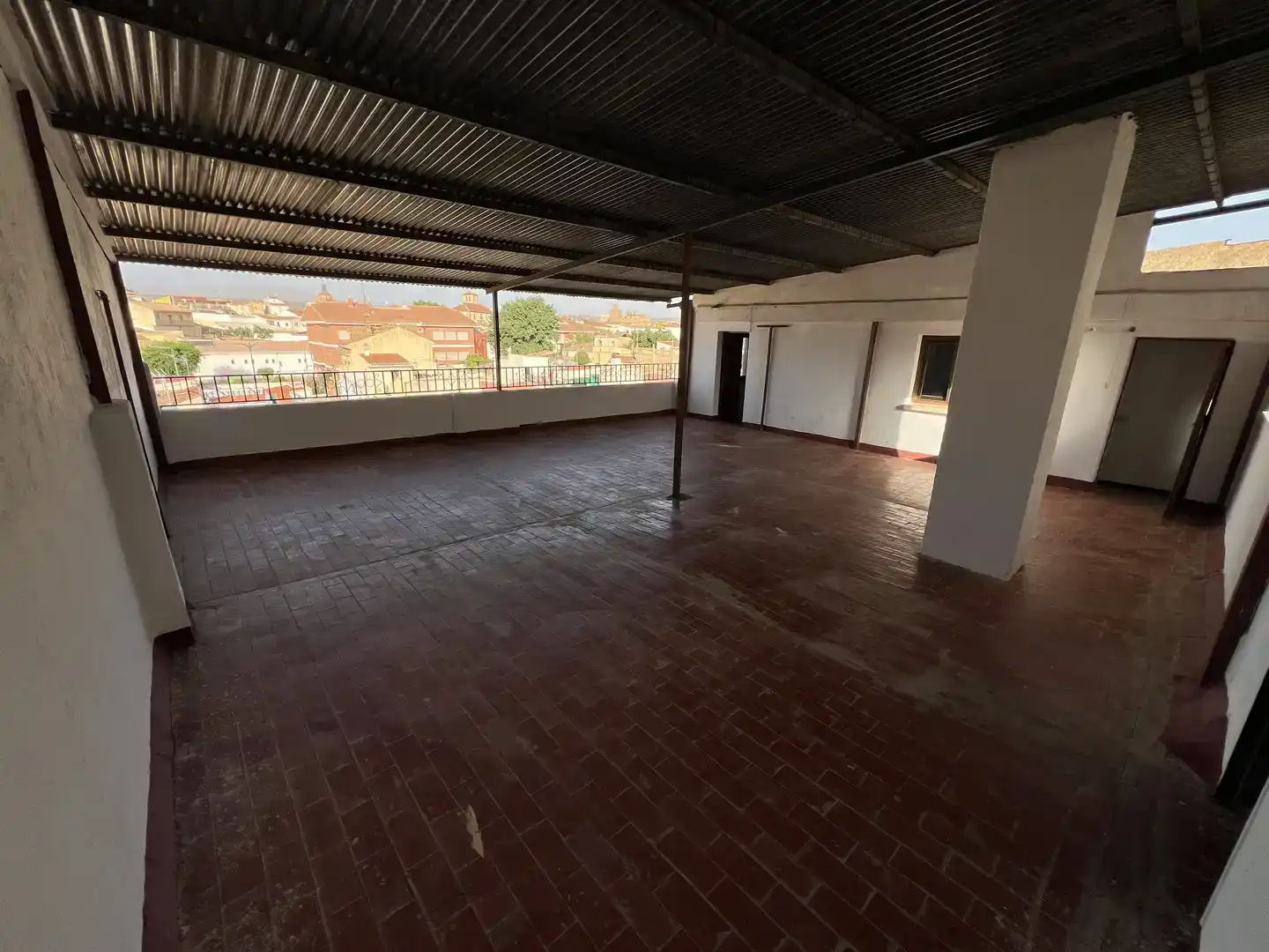 Terrassa de Casa adosada en venda en Guadix amb Traster i Balcó