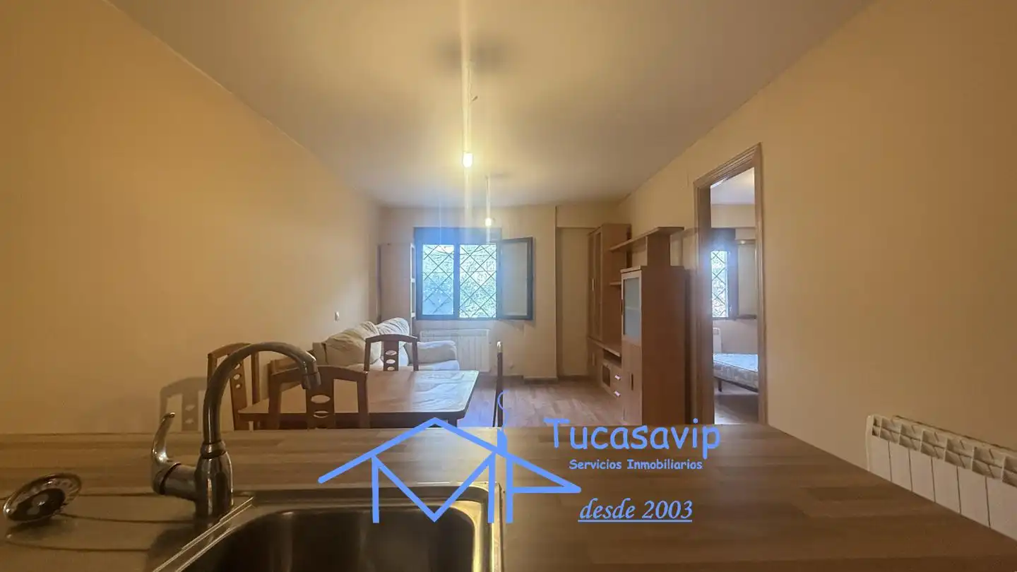 Planta baja en venta en Peguerinos con Trastero