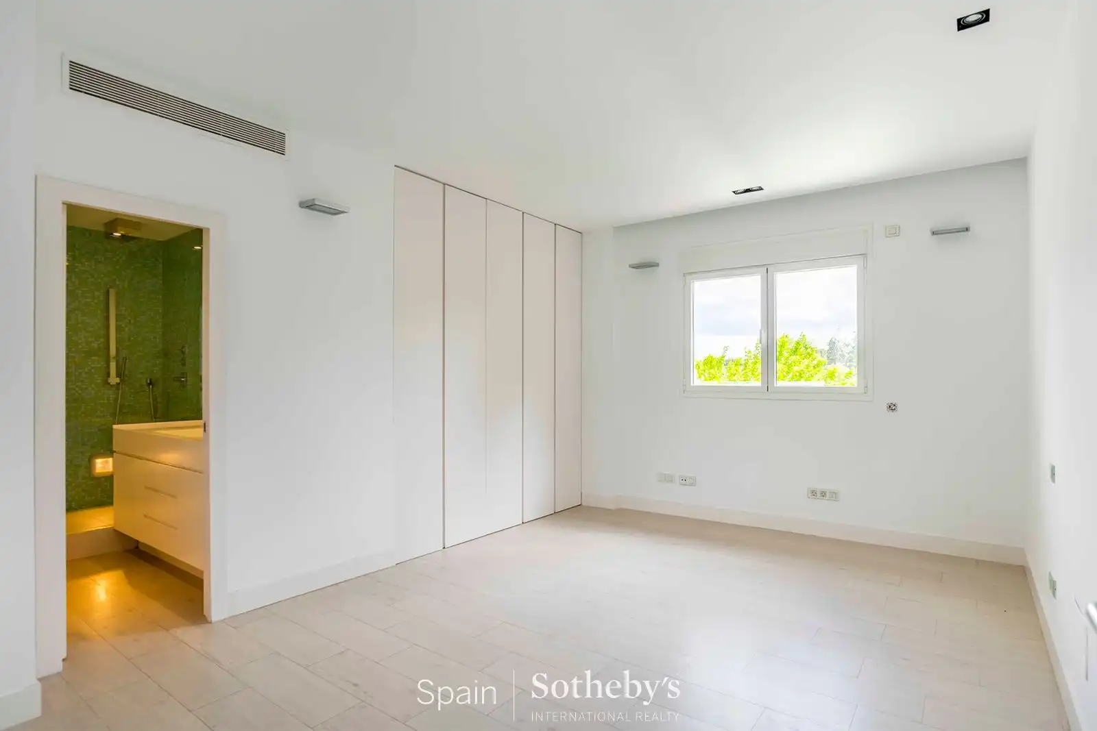 Dormitori de Casa o xalet de lloguer en Madrid amb Aire condicionat, Calefacció i Terrassa